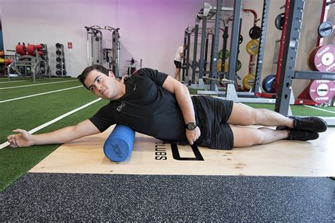 The Best Shoulder Foam Roller Exercises To Improve Pain And Stability