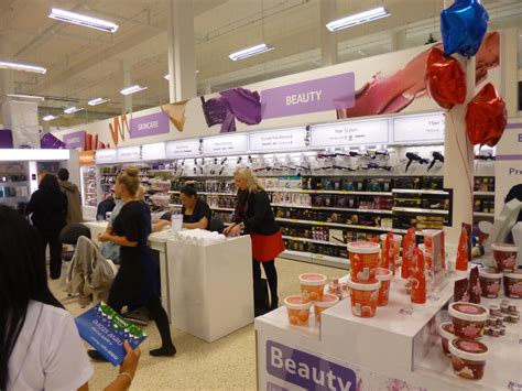 In Pictures Tesco Extra Opens In Woolwich With New Look Fandf Photo