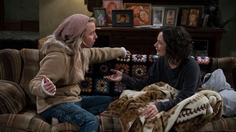 The Conners Recap Pregnant Becky Is Starting To Panic