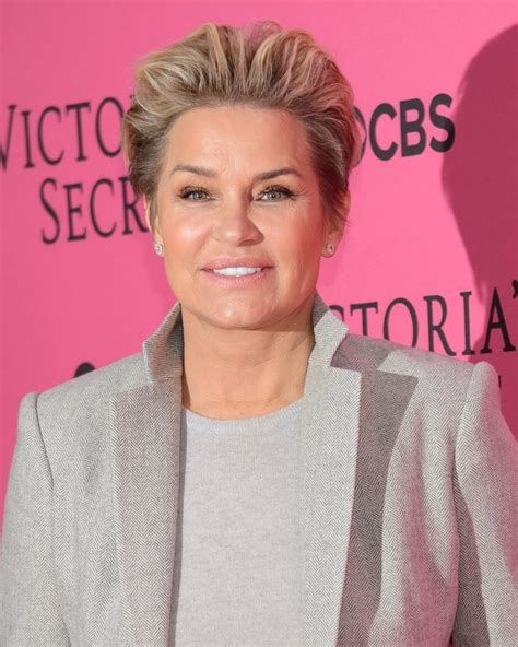 Yolanda Hadid Picture 42 2015 Victorias Secret Fashion Show Pink