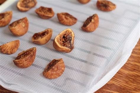 How To Dry Figs At Home Dried Figs Dried Fig Recipes Fig Recipes