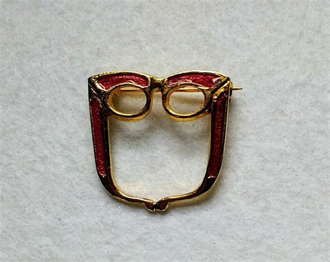 Exquisite Vintage Brooch Eye Glasses Brooch Spectacles Holder Red Enamel Etsy Uk