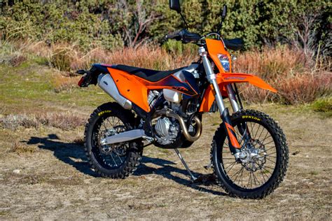 So where does that leave us? 2020 KTM 350 EXC-F vs. 350 XCF-W Comparison - Cycle News