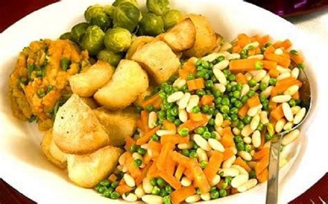 What does a vegetarian eat for christmas dinner? Top 10 Vegetarian Christmas Dinner Ideas - Top Inspired