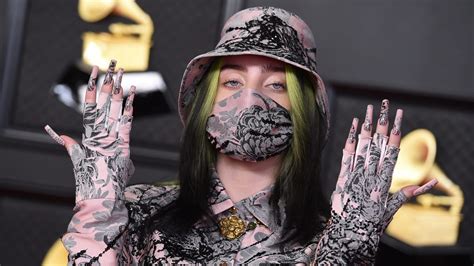 Noah lindsey cyrus (born january 8, 2000) is an american singer, songwriter, and actress. Best Grammys 2021 red carpet photos: Billie Eilish, Harry ...