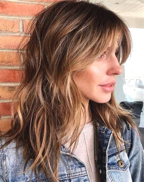 Medium Shag Haircut 2021 Hairstyle Trends Ecemella