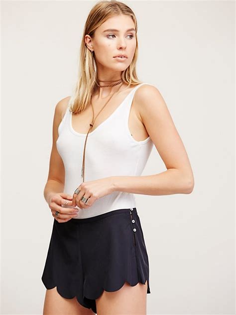 5 Hot Summer Shorts And Halter Tops Friday Finds