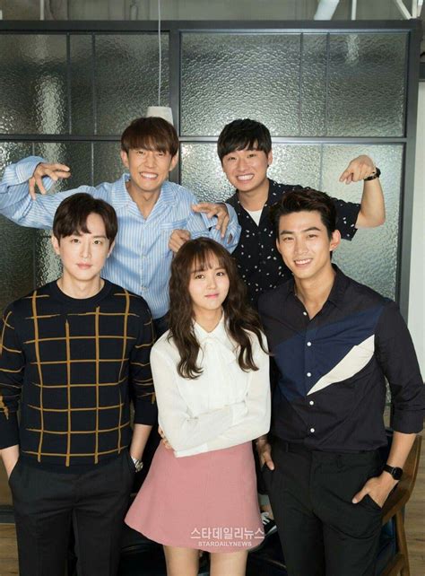 Lt → корейский, английский → hey ghost, let's fight (ost) → 나를 위로해 → русский. Cast from "Let's Fight Ghost" | Atores coreanos, Dramas ...