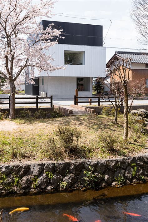 Form Kouichi Kimura Completes Frame House In Japan With