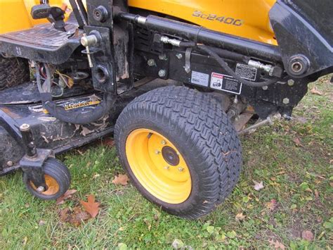 Cub Cadet Sc2400 4 Wheel Drive Compact Utility Tractor With Loader And