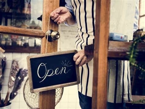 Integrated pest management (ipm) is an environmentally friendly, common sense approach to controlling pests. Why Retail Stores Can Benefit from IPM | Terminix