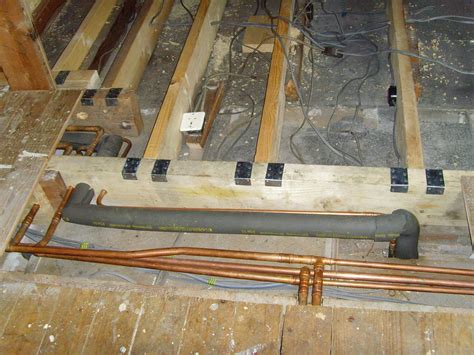 Tji® joists can be used as ceiling joists. SUPPORTING FLOOR JOISTS. FLOOR JOISTS - ACCESS FLOOR SYSTEM