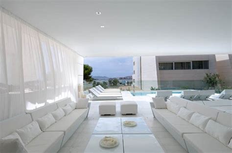 Ultra Modern House In Ibiza By A Cero Decoholic