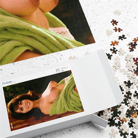 Puzzle 110 252 500 1014 Piece Playboy Playmate May 1965 Maria