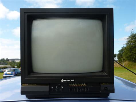 Hitachi Lnstavision Tv 1984 And 1985 Crt Tv Vintage Tv Retro Tv
