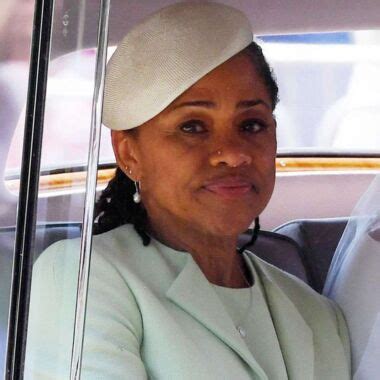 Doria loyce ragland (born september 2, 1956) is an american former makeup artist, business owner, yoga instructor, and social worker who worked in the mental health sector from 2015 to 2018. Doria Ragland - La biographie de Doria Ragland avec Voici.fr