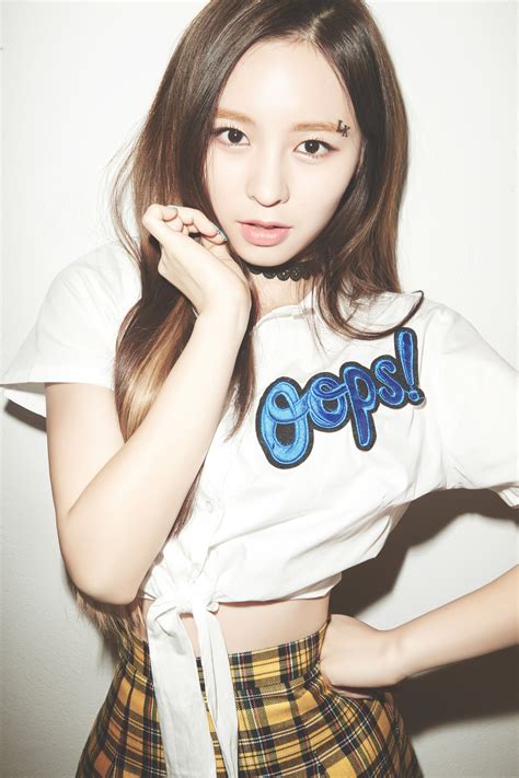 Find the latest tracks, albums, and images from elkie (clc). Elkie (CLC) Profile - K-Pop Database / dbkpop.com
