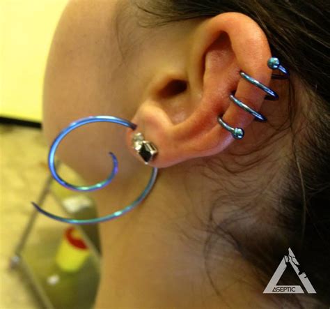 Triple Helix Piercing With 3 Loops In Astm F 136 Titanium Anodized