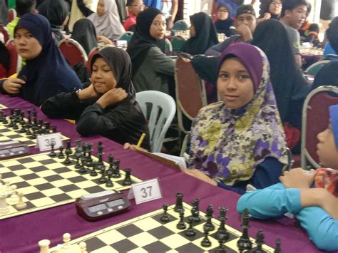 Cuti hujung minggu pahang termasuk cuti sekolah adalah pada hari sabtu dan ahad. SK BUNUT RENDANG BRENDS: KEJOHANAN CATUR PIALA PENGARAH ...