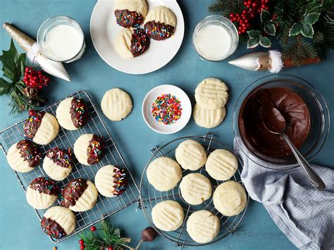 Shortbread Cookies With Jam Or Jelly Centers Recipe Jam Cookies