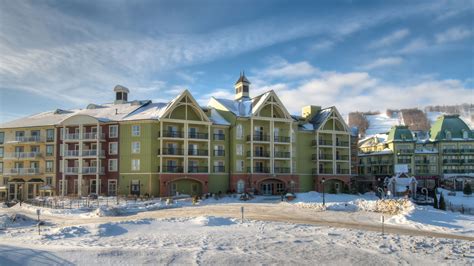 Mosaic Hotel In Collingwood On With Photos Blue Mountain Resort