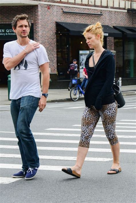 Pregnant Claire Danes And Hugh Dancy Out In New York 05292018