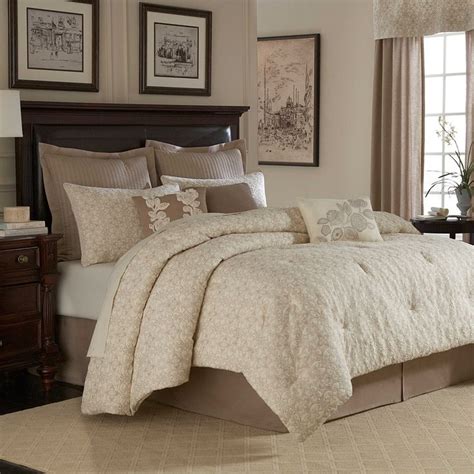 Many customers have fun and decide to make each room in the house a different theme. Royal Heritage Home® Sonoma California King Comforter Set ...