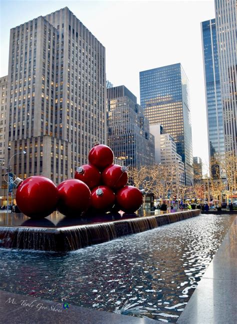 10 Must See Holiday Sights In Midtown Manhattan Visit New York City