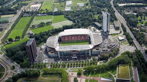All info around the stadium of fc utrecht. Stadion