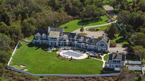A Spacious Mansion With Green Lawns On Cape Cod Dennis Massachusetts