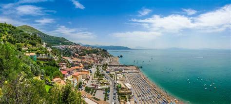 Guida A Vietri Sul Mare Cosa Vedere Le Spiagge Come Arrivarci Viaggia In Campania