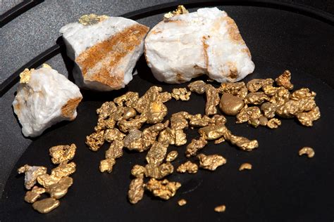 How To Identify Raw Gold Sciencing