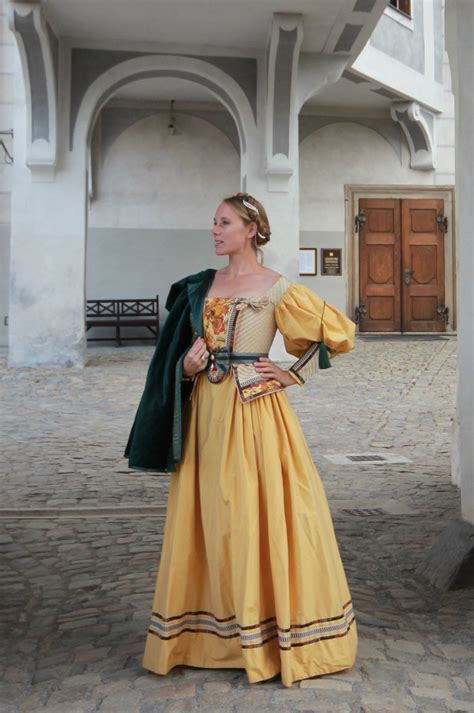 1600s Costume Etsy Old Dresses 17 Century Dress Italian Dress