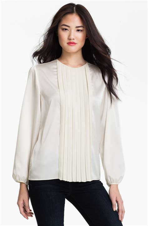 Vince Camuto Pleat Front Blouse In White Papyrus Lyst