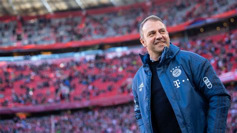 Hansi flick will nach der saison den fc bayern verlassen und damit vorzeitig aus seinem bis 2023 gültigen vertrag. FC Bayern München: Hansi Flick bleibt Trainer - Vertrag ...