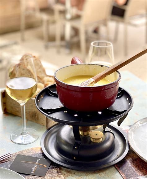 Cheese Fondue Savoyarde