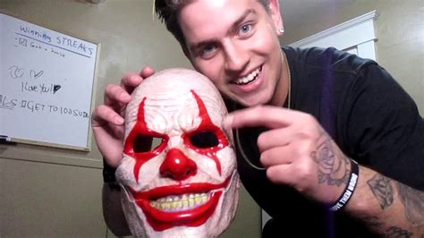 Scary Clown Prank On My Girlfriend Youtube