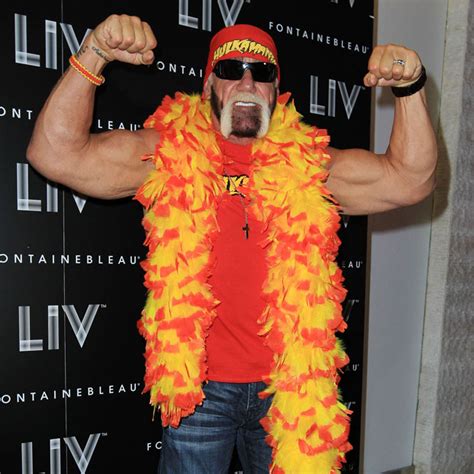 Hulk Hogan Training For Wwe Ring Return Entertainment Emirates