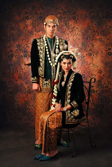 Kelezatannya membawa namanya hingga ke mancanegara. Kebudayaan Daerah Jawa Timur - debydamayanti