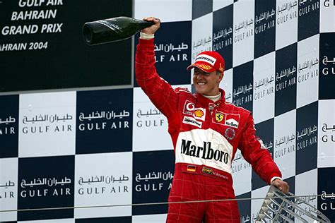 Fast eine minute vorsprung +++ hamilton siegt vor verstappen. The Best Formula One Drivers of All Time: Top 5 List ...