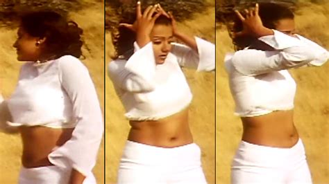Trisha Hot Navel Show Song Caps From Saamy Indian Celeb Blog