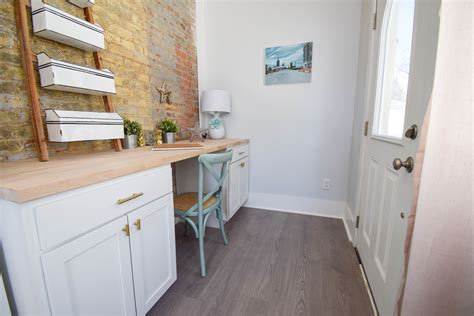Rustic kitchen cabinets heavily make use of natural materials such as solid hardwoods with prominent graining patterns, often in clear wood stain finish. If you are interested in shopping the items used in this ...