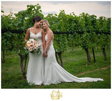 Wlw Wedding Fly On The Wall Lesbian Wedding I Love To Laugh Winery Weddings Outdoor