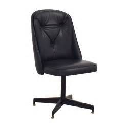 Comfortable chairs mean more time concentrating on the job in sit in comfort with the right desk chair. 62% OFF - Black Leather Swivel Office Desk Chair / Chairs