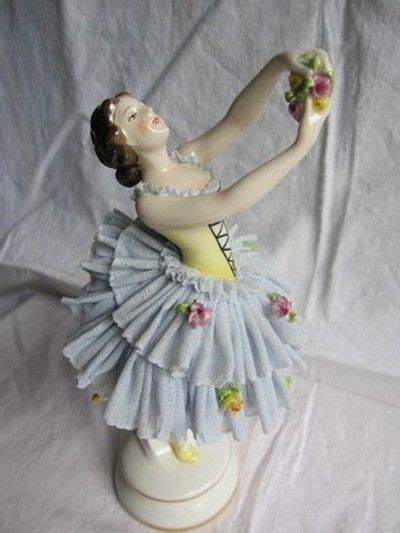 Antique German Dresden Muller Volkstedt Lace Ballerina Figurine 0407