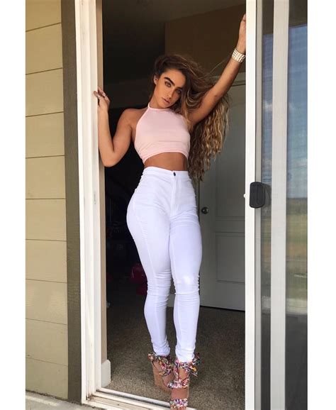 Sommer Ray Iphone Wallpaper