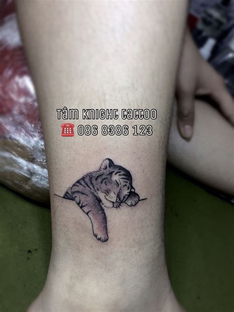 Các mẫu tattoo với chủ đề cá chép hóa rồng luôn có được 1 vị trí nhất định với các chàng trai. Hình xăm con hổ, hình xăm cổ chân, hình xăm động vật, hình ...