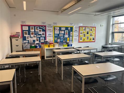 Classrooms Babes Plus At City Of London Academy Islington