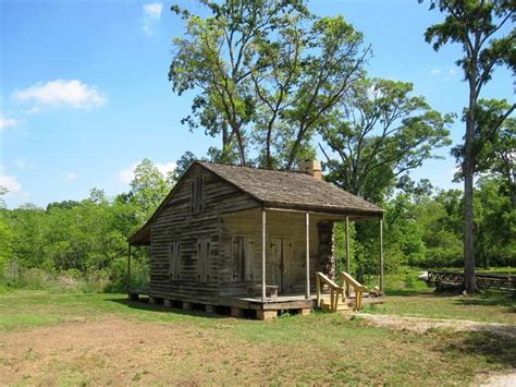 You'll be on the water where you can enjoy some of the best saltwater fishing in southeast louisiana. 1000+ images about swamp camps on Pinterest | Cabin, Cabin ...