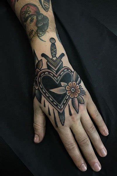 25 Awesome Hand Tattoo Designs For 2021 The Trend Spotter